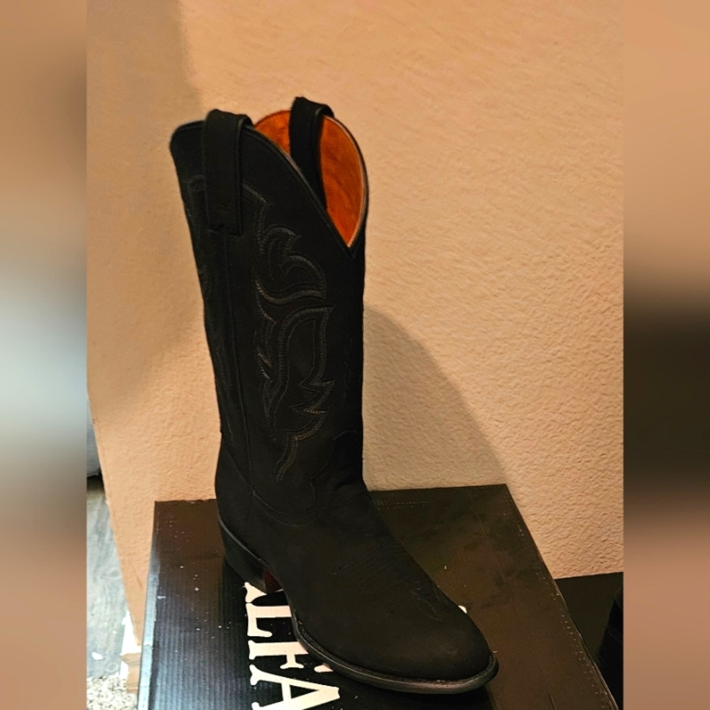 100% leather with cowhide leather lining handcrafted mens boots